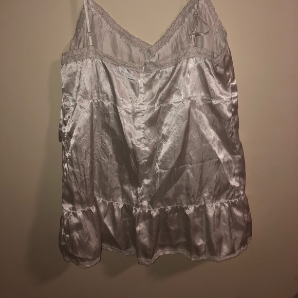 Silk top - Picture 2 of 3